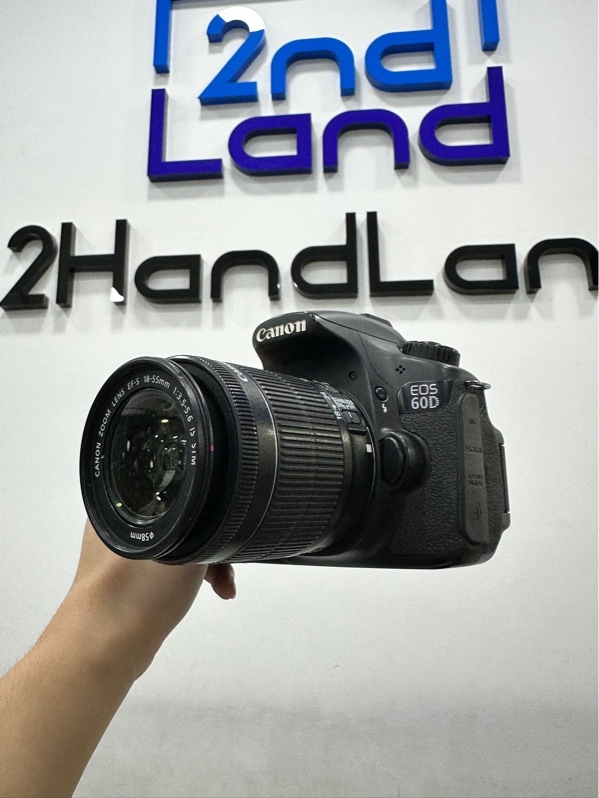 Máy ảnh Cannon EOS 60D - Màu đen - Ngoại hình 97% - Bản lề màn nứt nhẹ Màn ám tối viền, mất loa mic - Kèm túi + 1 pin + Dock sạc + Lens Canon EF-S 18-55mm f/3.5-5.6 IS STM