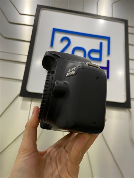 Máy ảnh Canon 3000D - Màu đen - Ngoại hình: 98% - Kèm 1 pin + dock sạc + thẻ nhớ 256GB + đầu đọc thẻ + túi 1