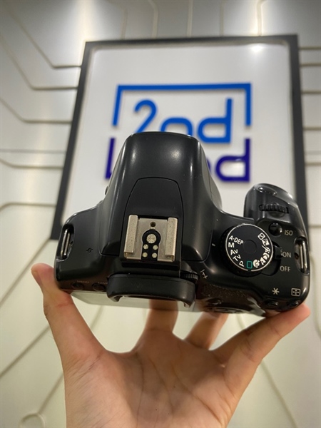 Máy ảnh Canon 450D - Màu đen - Ngoại hình: 97% - Mất nắp cổng kết nối, bụi trong ống ngắm, màn ám vàng, loạn nút trái phải - Body - Không sạc - Không pin 3