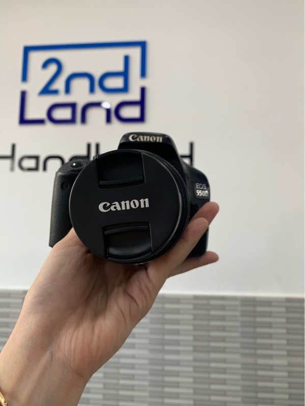 Máy ảnh Canon 550D- Màu đen - Ngoại hình: 97% - Kèm lens kit 18-55mm + 1 pin