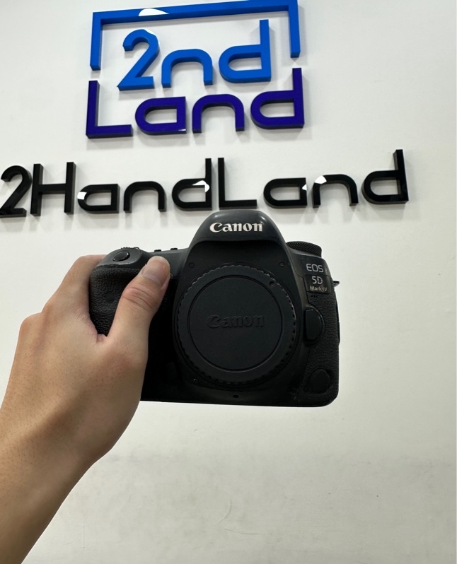 Máy ảnh Canon 5D Mark 4 - Màu đen - Ngoại hình 97% - Trầy - Kèm 1 Pin + 1 Sạc