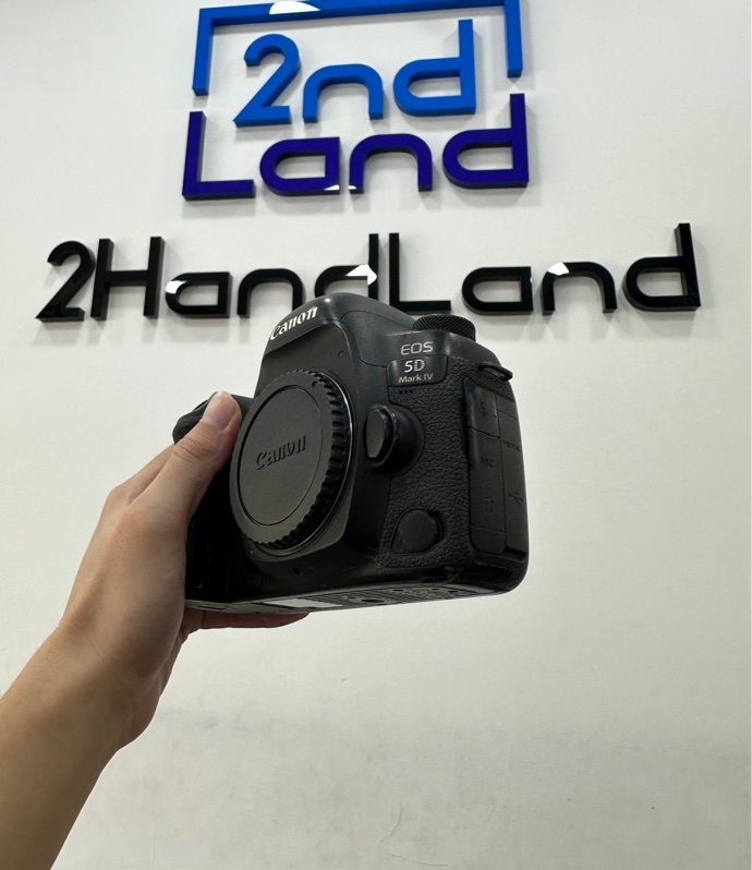 Máy ảnh Canon 5D Mark 4 - Màu đen - Ngoại hình 97% - Trầy - Kèm 1 Pin + 1 Sạc