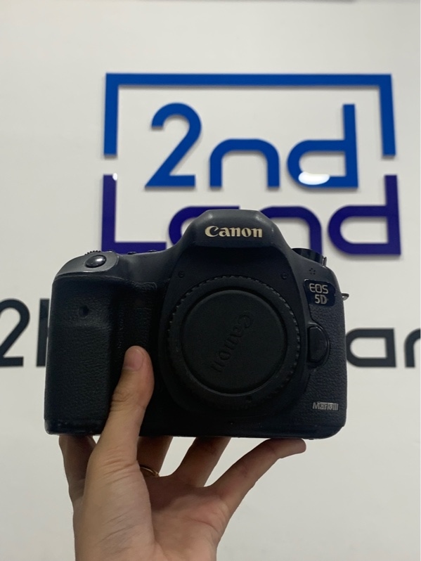 Máy ảnh Canon 5d3 - 315k shot - Màu đen - Ngoại hình: 96% - Kèm 2 pin + sạc