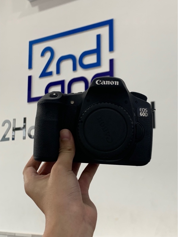 Máy ảnh Canon 60d - 1.7k shot - Màu đen - Ngoại hình: 98% - Kèm túi + 1 pin + sạc