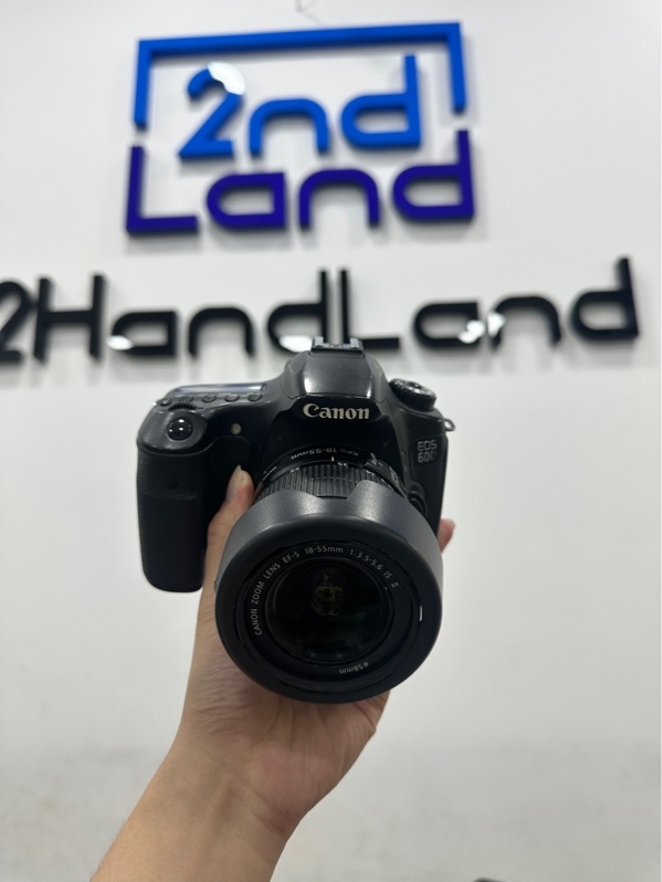Máy ảnh Canon 60D - Màu đen - Ngoại hình 97% - Màn ám hồng viền, ống ngắm bụi - Kèm lens 18-55mm IS II bụi + 1 Pin + 1 Sạc