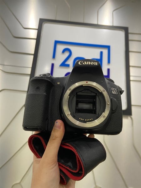 Máy ảnh Canon 60D - Màu đen - Ngoại hình: 97% - Sensor chụp phơi sáng có dealpixel, màn hồng nhẹ - Kèm sạc