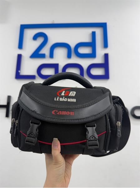 Máy ảnh Canon 70D - 12K Shot - Màu đen - Ngoại hình 98% - Kèm túi đựng , 1 pin , 1 sạc