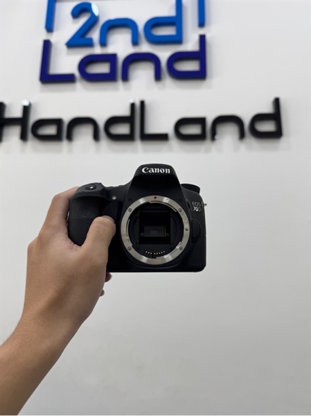 Máy ảnh Canon 70D - Màu đen - Ngoại hình 97% - ống ngắm bụi mốc - Kèm sạc + 1 Pin