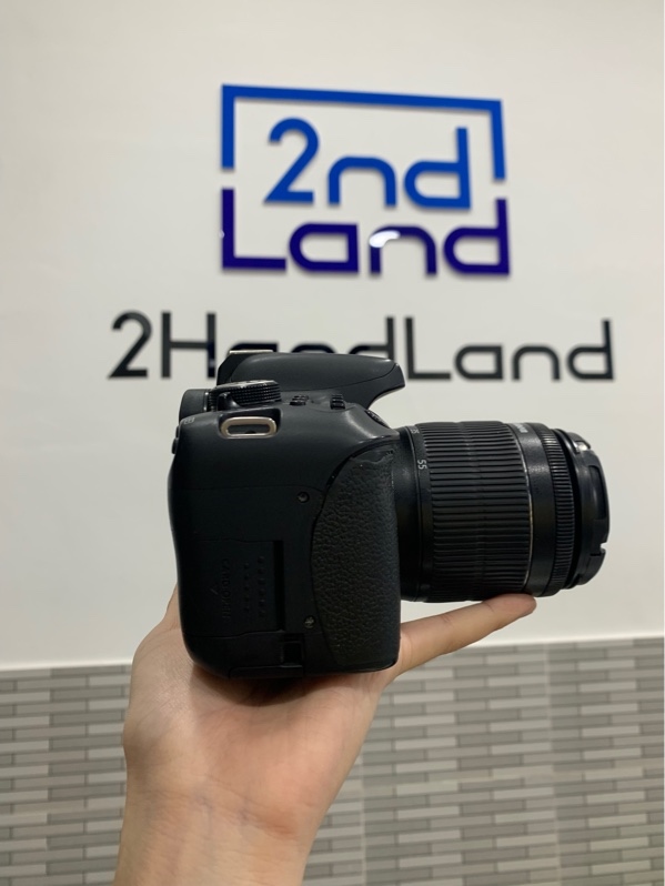 Máy ảnh Canon 750D - 7k shot - Màu đen - Ngoại hình: 97% - Kèm 1 pin + sạc linh kiện + túi - lens kit 18-55mm IS