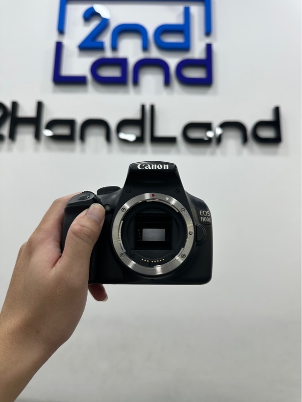 Máy ảnh Canon EOS 1100D - Màu đen - Ngoại hình 97% - Mất nắp che cổng kết nối, màn ám tối góc - Kèm 1 pin + 1 sạc + Lens Canon Zoom lens EF-S1 18-55mm 1:3.5-5.6 IS II , Ngoại hình 97% vết nứt dán bằng keo, mốc nhẹ