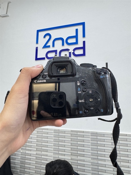 Máy ảnh Canon EOS 450D - Màu đen - Ngoại hình 97% - Mất nắp cao su, bụi trong ống ngắm, màn ám vàng, không sạc - Body, kèm sạc 2