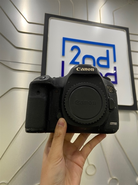 Máy ảnh Canon EOS 5D Mark 3 - Màu đen - Ngoại hình: 96% - Kèm 1 pin + sạc + thẻ nhớ 16GB