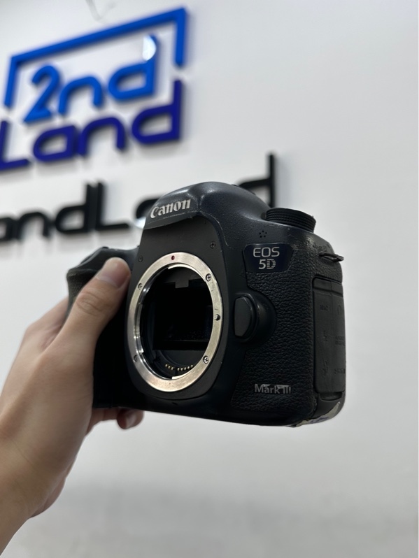 Máy ảnh Canon EOS 5D Mark III - Màu đen - Ngoại hình 96% - Ngoại hình cũ hao mòn theo thời gian - Kèm sạc + 1 Pin