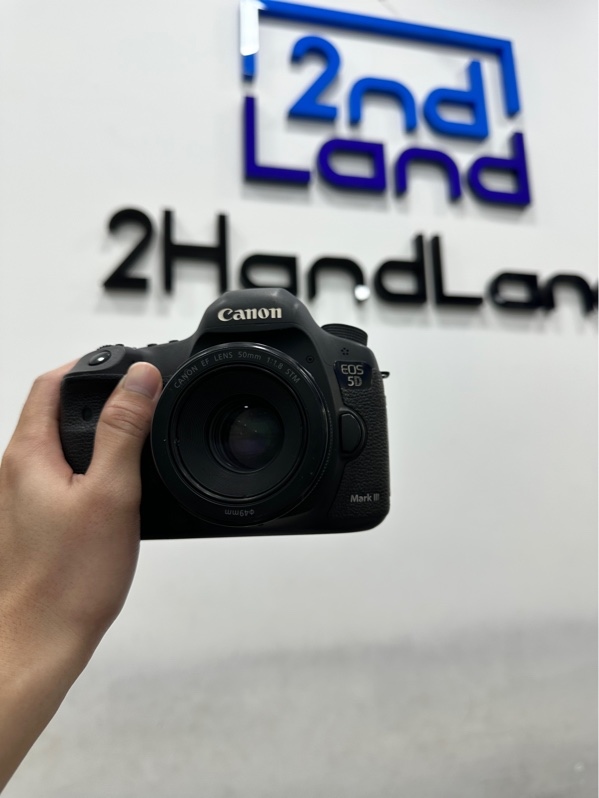 Máy ảnh Canon EOS 5D Mark III - Màu đen - Ngoại hình 97% - Kèm lens Canon EF 50mm f/1.8 STM, + 1 Pin + Sạc