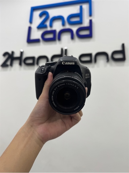 Máy ảnh Canon EOS 600D - Màu đen - Ngoại hình 97% - Màn chết pixel, liệt nút AF - Kèm sạc + 1pin + lens Canon EF-S 18-55mm 1:3.5-5.6 IS II