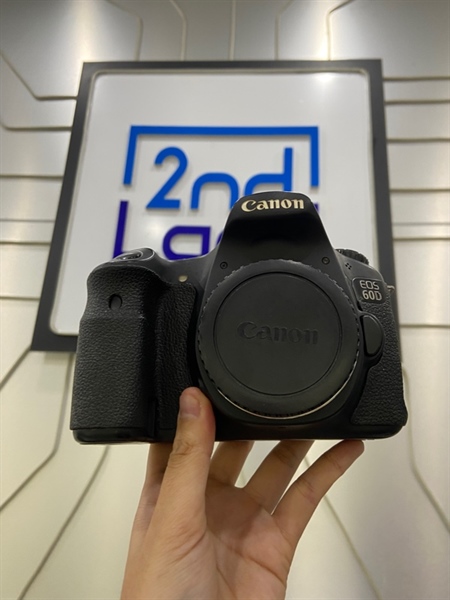Máy ảnh Canon EOS 60D - Màu đen - Ngoại hình: 97% - Mất nắp nhựa, màn ám viền nặng - Kèm sạc + 1 pin