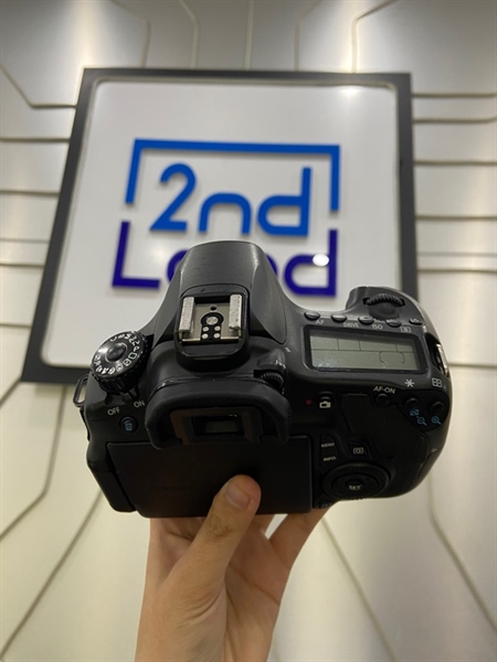 Máy ảnh Canon EOS 60D - Màu đen - Ngoại hình: 97% - Mất nắp nhựa, màn ám viền nặng - Kèm sạc + 1 pin 3