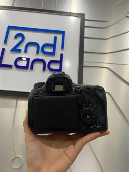 Máy ảnh Canon EOS 6D Mark 2 - Màu đen - Ngoại hình: 97% - Mất nắp nhựa - Body - Kèm 1 pin + 1 sạc 2