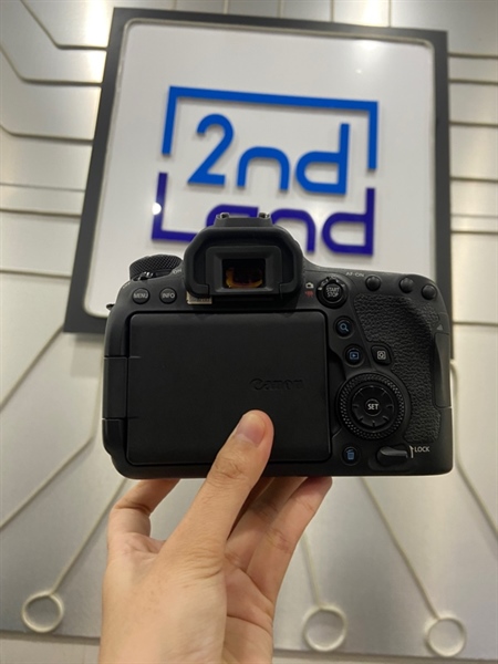 Máy ảnh Canon EOS 6D Mark II - Màu đen - Ngoại hình: 98% - Trầy nhẹ nứt cao su nhựa likeview - Kèm sạc + 1 pin 2