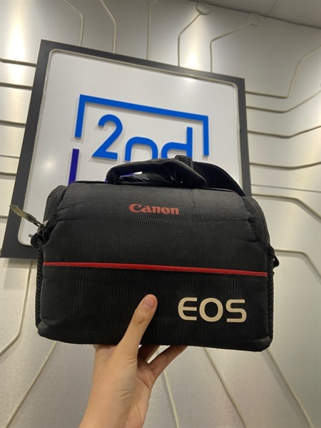 Máy ảnh Canon EOS 700D - Màu đen - Ngoại hình: 97% - Mất nắp nhựa, likeview bụi, lỗi flash - Kèm túi + pin + sạc 3