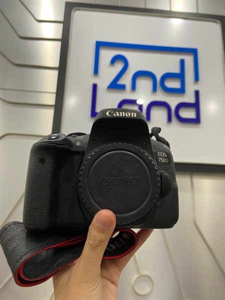 Máy ảnh Canon EOS 750D - Màu đen - Ngoại hình: 97% - Gương lật bụi, màn tối 4 góc - Kèm 2 pin + sạc