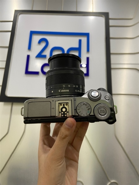 Máy ảnh Canon EOS M6 Mark 2 - Màu đen - Ngoại hình: 98% - Trầy sườn, tróc đệm da trước, bể kính màn - Kèm túi + sạc + 1 pin + lens kit 15-45mm 0.25/0.8ft 1:3.5-6.5 IS STM 1