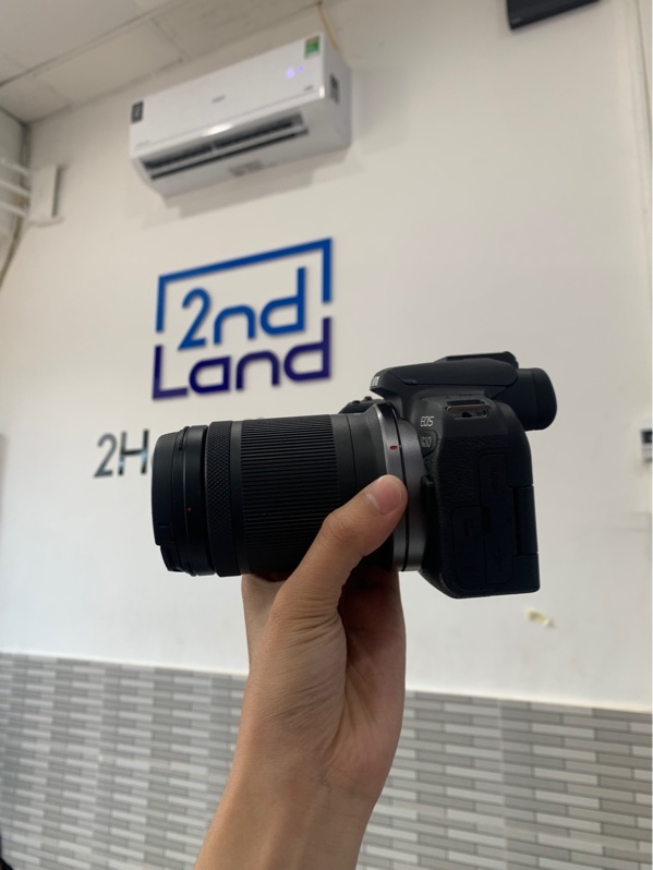 Máy ảnh Canon eos r10 - Màu đen - Ngoại hình: 98% - Fullbox, kèm lens kit RF-S 18-150mm F3.5-6.3 IS STM