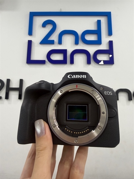 Máy ảnh Canon EOS R100 - Màu đen - Ngoại hình 98% - Kèm túi , 1 pin , 1 sạc , lens Canon RF-S 18-45mm F4.5-6.3 IS STM 1