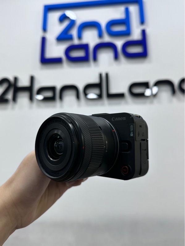 Máy ảnh Canon EOS R50 V - Màu đen - Ngoại hình 98.5% - Kèm túi + Sạc + 1 pin + 1 micro Ulanzi + Lens Canon RF-S 14-30