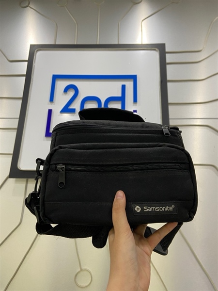 Máy ảnh Canon EOS Rebel T2i - Màu đen - Ngoại hình: 98% - Kèm túi + 1 pin + 1 pin phồng