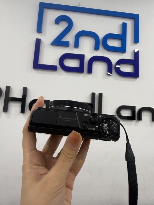 Máy ảnh Canon G7X mark 2 - Màu đen - Ngoại hình 98% - Lens xước lông mèo - Kèm túi , 2 pin , dock sạc , thẻ 16gb