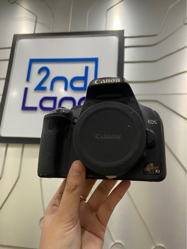 Máy ảnh Canon Kiss X2 (450D) - Màu đen - Ngoại hình: 96% - Màn ám vàng nặng, senso bụi, ống ngắm rách phản quang mốc xướt nhiều - Kèm 2 pin + sạc