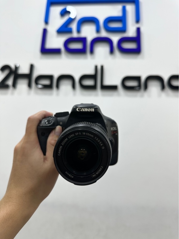 Máy ảnh Canon Kiss X4 ( EOS 550D ) - Màu đen - Ngoại hình 97% - Kèm sạc + 1 pin + 1 thẻ 8GB + Lens kits 18-55mm 3.5-5.6 IS mờ sương nhẹ