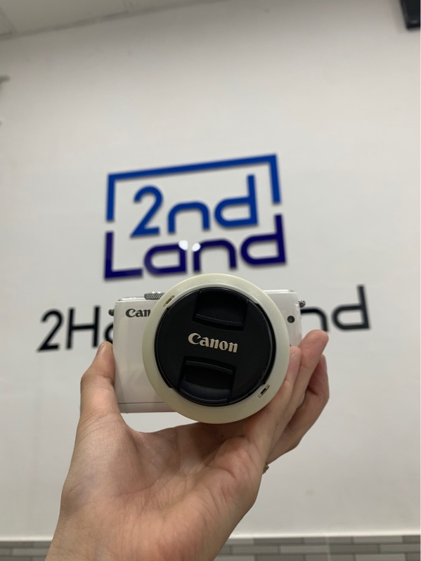 Máy ảnh Canon M10 - 7k shot - Màu trắng - Ngoại hình: 96% nứt màn nhẹ - Kèm lens kit 15-45mm bụi trong + sạc + 1 pin