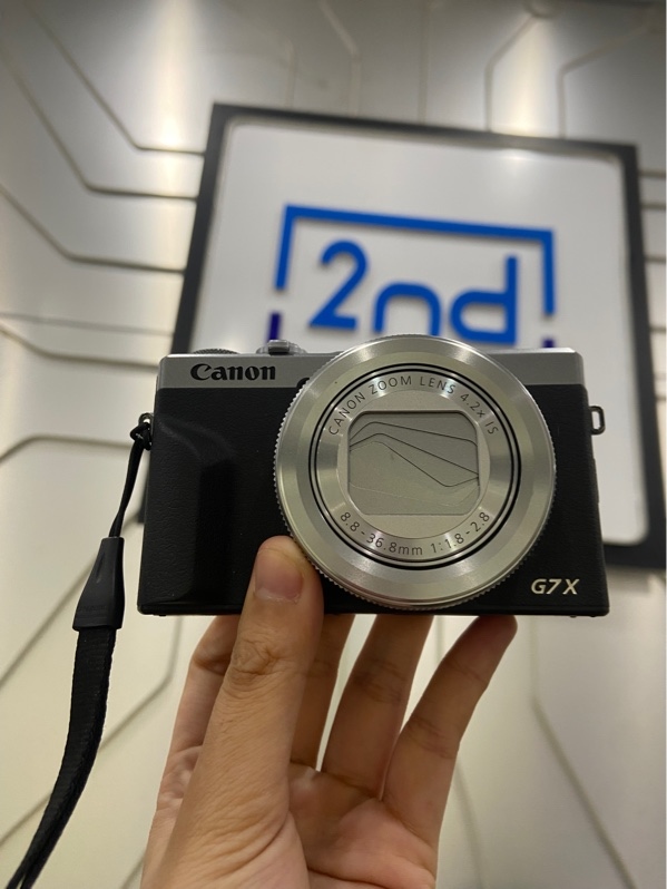 Máy ảnh Canon PowerShot G7 X Mark III - Màu đen - Ngoại hình: 98% - Kèm 1 Thẻ 16GB + 1 Đầu đọc thẻ