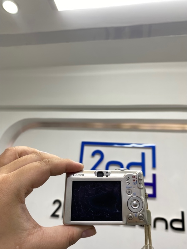 Máy ảnh Canon PowerShot SD600 (IXUS 60/ IXY 70) - Màu bạc - Ngoại hình 97% - Màn tróc coating - Kèm box, dây sạc, đầu đọc thẻ, dây chuyển ảnh, 1 thẻ nhớ 2gb