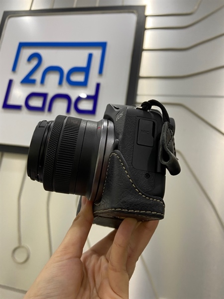 Máy ảnh Canon R50 - Màu đen - Ngoại hình: 98% - Kèm túi + 2 pin ( 1 pin zin + 1 pin linh kiện ) + dock sạc + lens 18-45mm 1