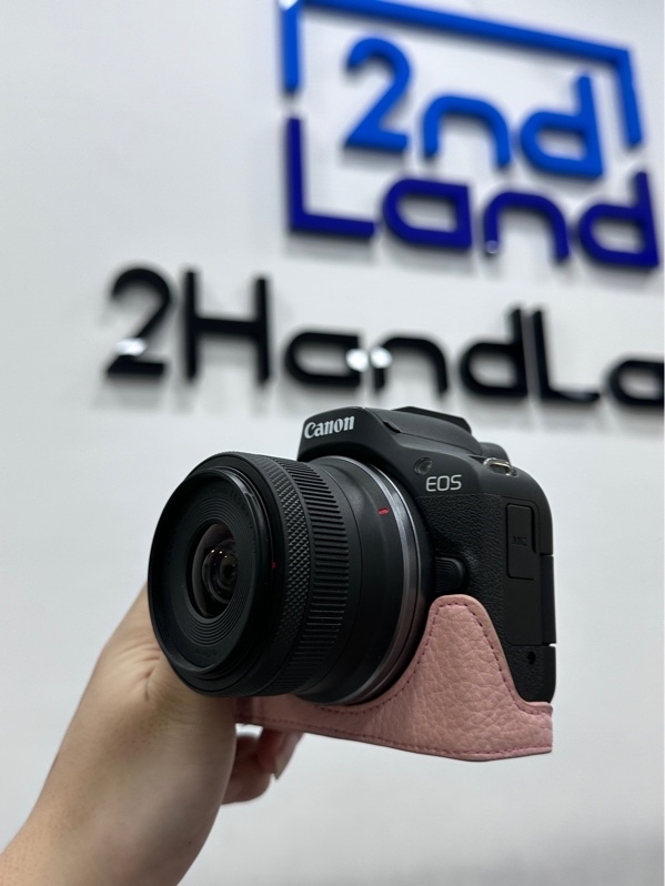 Máy ảnh Canon R50 - Màu đen - Ngoại hình 98% - Kèm túi + Sạc + 1 pin + Đầu đọc thẻ + Tripod 3 chân + Lenskit Canon RF-S 18-45mm f/4.5-6.3 IS STM
