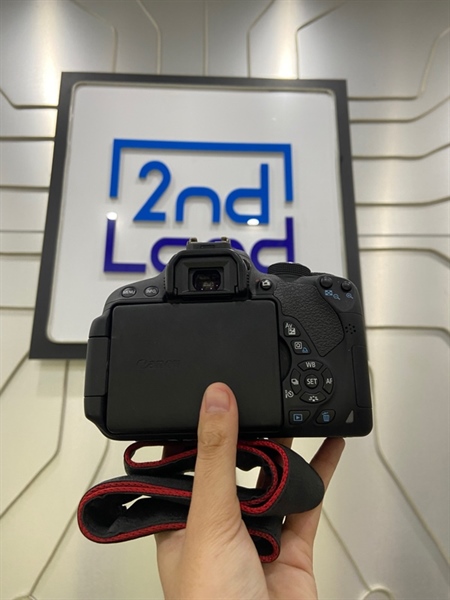 Máy ảnh Canon Rebel T5i - Màu đen - Ngoại hình: 98% - Kèm 2 pin + sạc 2