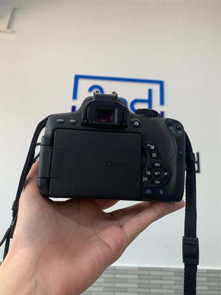 Máy ảnh Canon ReBel T6i ( 750D ) - Màu đen - Ngoại hình: 98% - Body, kèm 1 pin + 1 sạc + túi 2