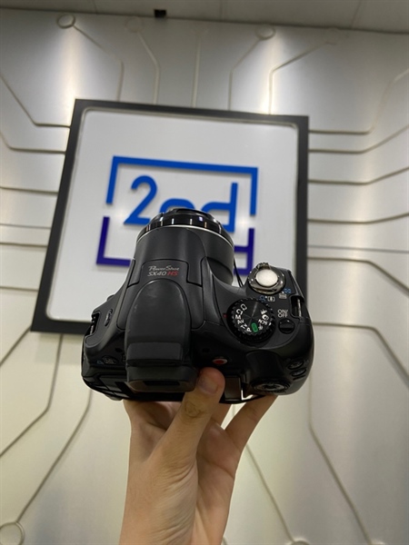 Máy ảnh Canon SX40HS - Màu đen - Ngoại hình: 98% - Kèm 3 pin + dock sạc 2