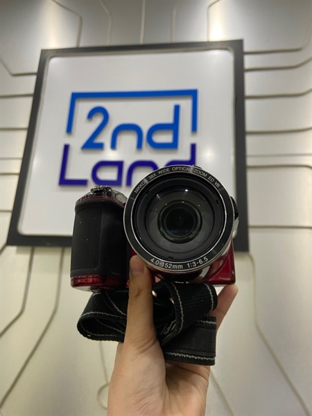 Máy ảnh Coolpix L840 - Màu đỏ - Ngoại hình: 97% - Bong keo màn hình, mất nắp HDMI - Kèm 4 pin + sạc + thẻ 2GB