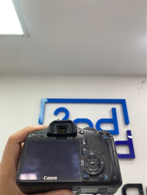 Máy ảnh DSLR Canon EOS Kiss X4 - Màu đen - Ngoại hình: 96% - Ố, bụi - Kèm Pin + Sạc