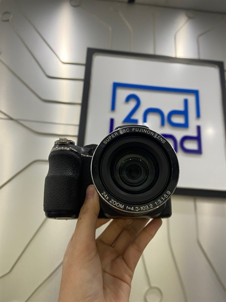 Máy ảnh Fujifilm Finepix S - 14 Mega Pixels - Màu đen - Ngoại hình: 97% - Mất nắp cao su bên hông, màn ám đen, lỗi zoom - Kèm Lens kit Fujifilm Super EBC 24x zoom F-4.3-103.2 1 :3.1-5.9 + 4 pin 2A + dock sạc