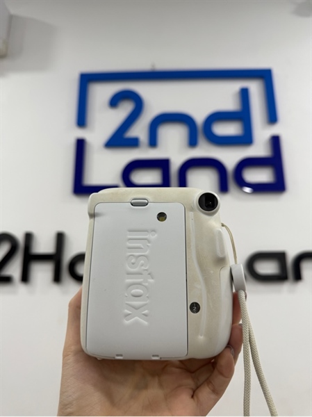 Máy ảnh Fujifilm Instax Mini 11 - Màu trắng - Ngoại hình 96% - Máy ố vàng , còn 2 tấm film trong máy - Kèm Box 2