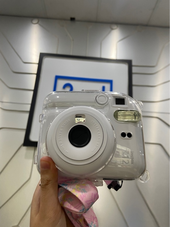 Máy ảnh Fujifilm Instax Mini 12 - Màu trắng - Ngoại hình: 98% - Kèm case , 2 cục pin , hết film