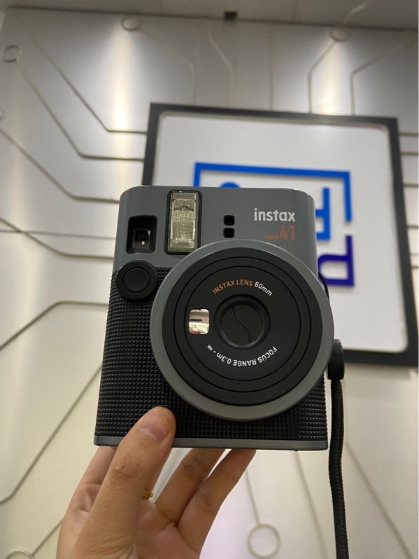 Máy ảnh Fujifilm Instax Mini 41 - Màu đen - Ngoại hình: 98% - Kèm Box + 2 pin