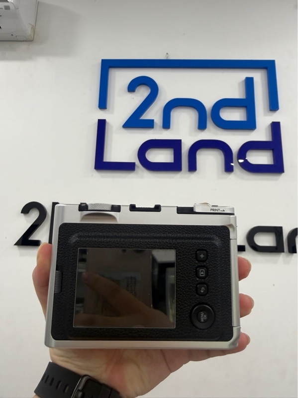 Máy ảnh Fujifilm instax mini evo - Màu xám - Ngoại hình 98% - Kèm Box , ốp , dây đeo , 9 tấm film