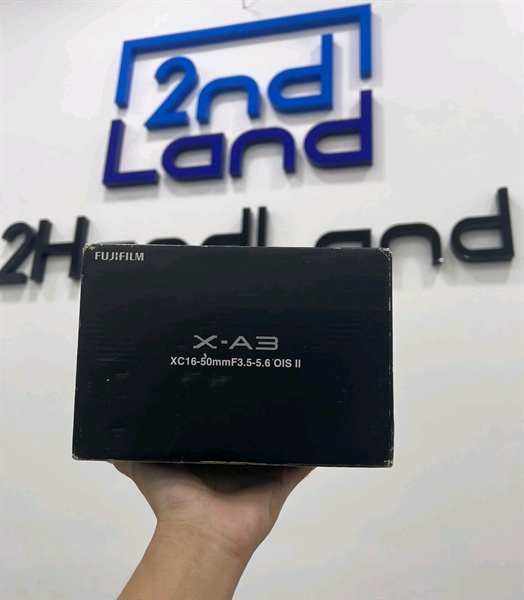 Máy ảnh Fujifilm X-A3 - Màu đỏ - Ngoại hình 97% - Màn hở - Box - Kèm sạc + 1 pin + Lens Fujifilm XC 16-50mm 1:3.5-5.6 OIS II trầy nứt vòng nhẹ 4