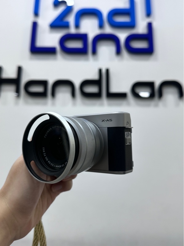 Máy ảnh Fujifilm X-A5 - Màu bạc - Ngoại hình 98% - Kèm túi + Lens kit Super EBC XC 15-45mm 1:3.5-5.6 OIS PZ + 1 pin + 1 dây sạc máy